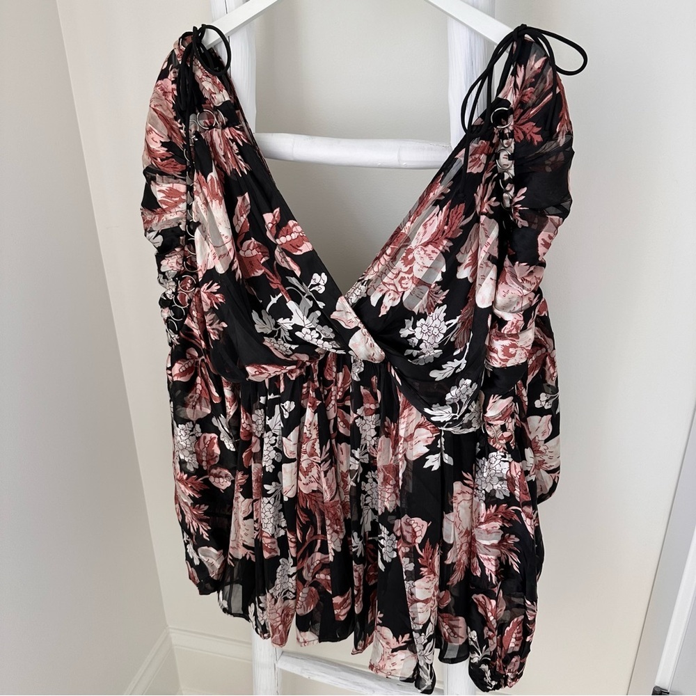 ASOS DESIGN satin stripe blouson mini dress with T ring detail in floral print - Picture 12 of 14